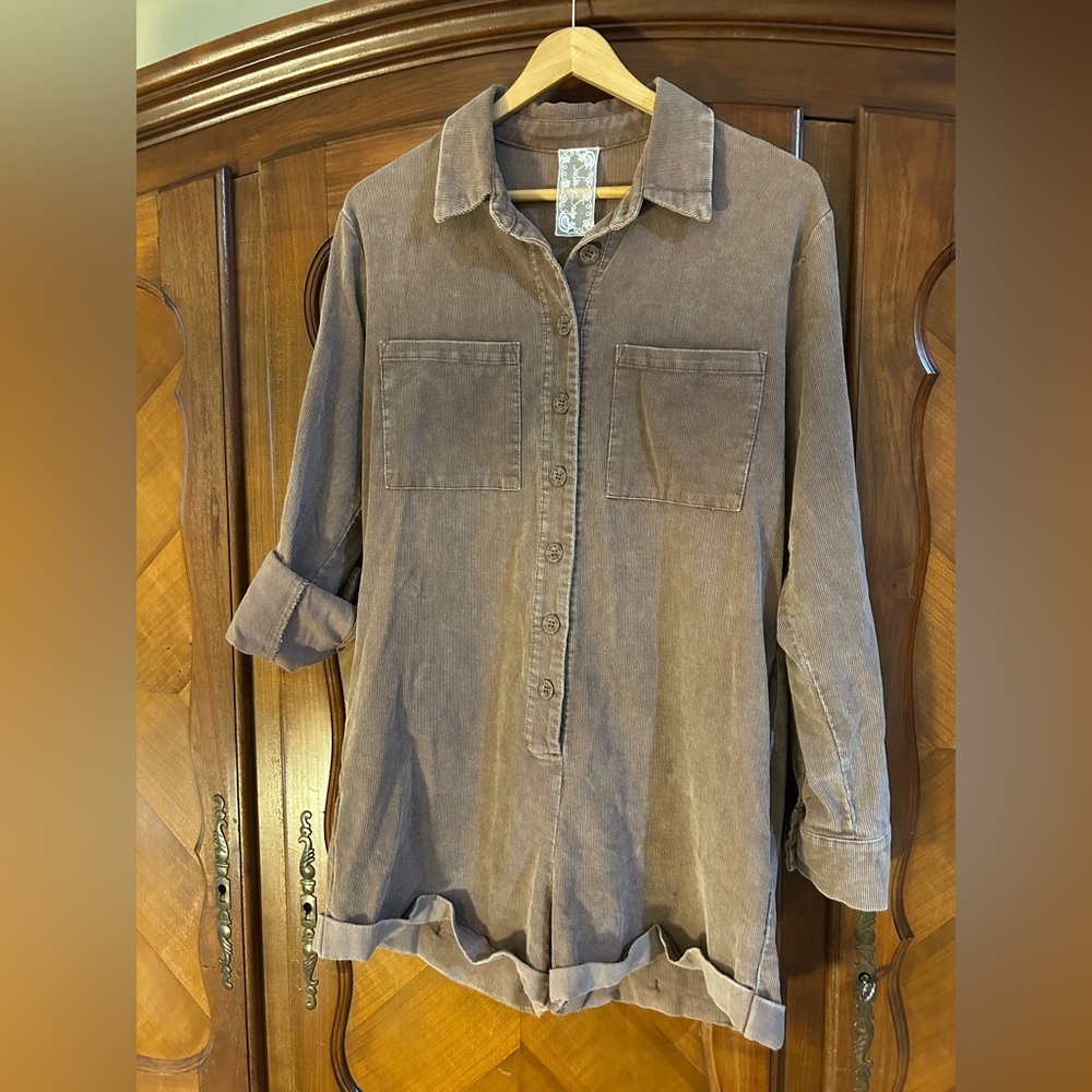 Sadie & Sage Washed Brown Out Corduroy Button-Front Romper Size M # 1036 - Picture 3 of 6